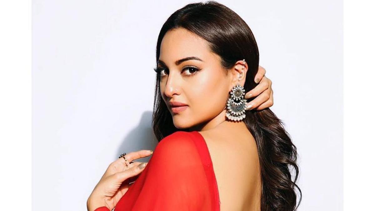 Sonakshi Sinha Real Fucking Videos - Sonakshi Sinha: I have dated a celebrity and the world doesn't know