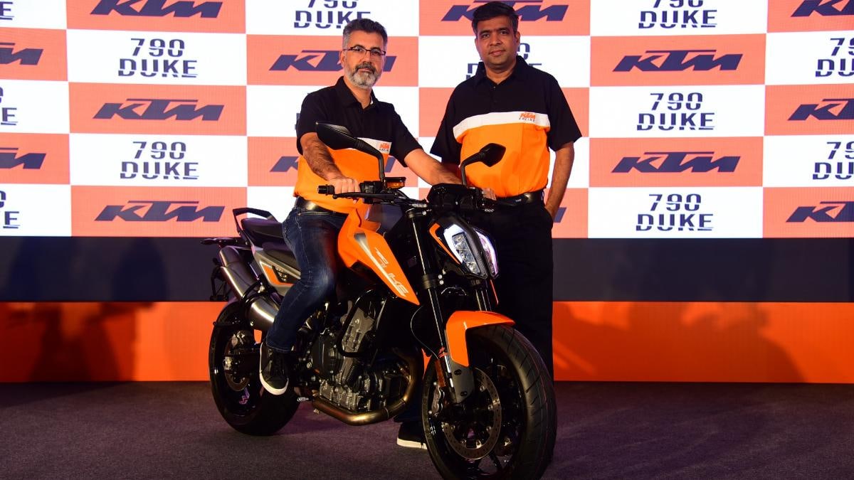 KTM 790 Duke launched in India price starts at Rs 8.64 lakh