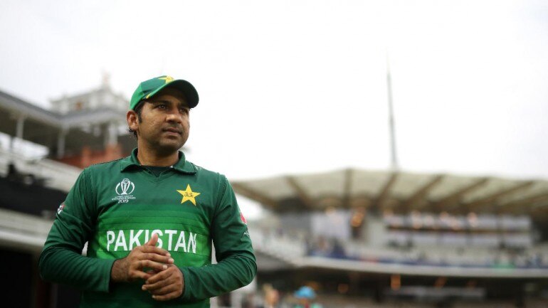 PCB issues apology for 'pre-planned' tweet after Sarfaraz Ahmed sacked as Test captain PCB sacked Sarfaraz Ahmed as Test and T20I captain on Friday