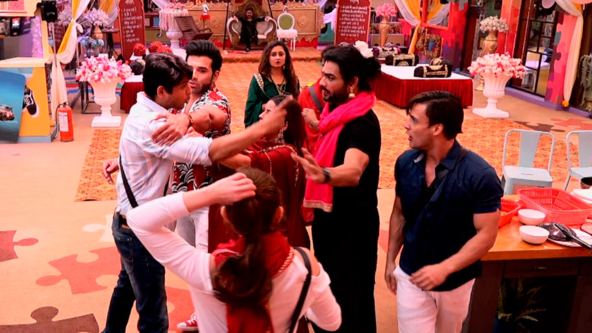 Bigg boss 13 day 2 full episode sale