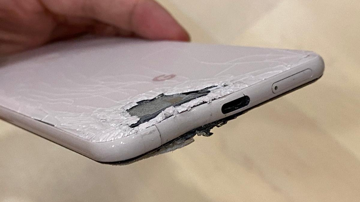 Google Pixel 3 XL saves a life, takes a bullet for a man in Hong Kong