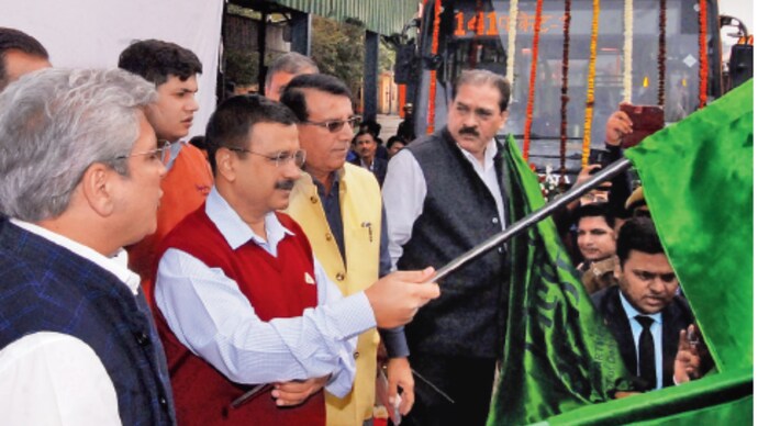 New Delhi: CM flags off 100 standard floor buses