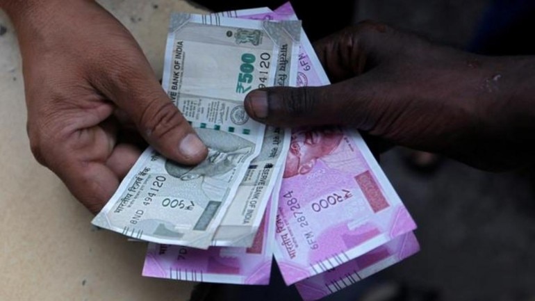 Police arrest syndicate smuggling fake Indian currency, notes worth Rs