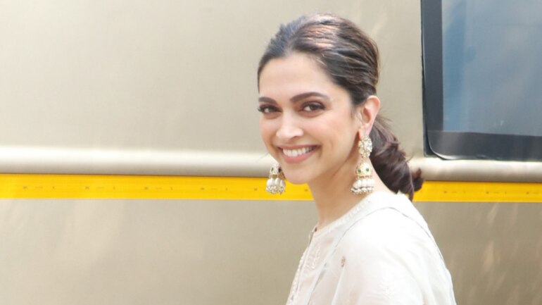 Deepika Padukone plays Malti, a survivor of the acid attack, in Chhapaak. Deepika Padukone plays Malti, a survivor of the acid attack, in Chhapaak.