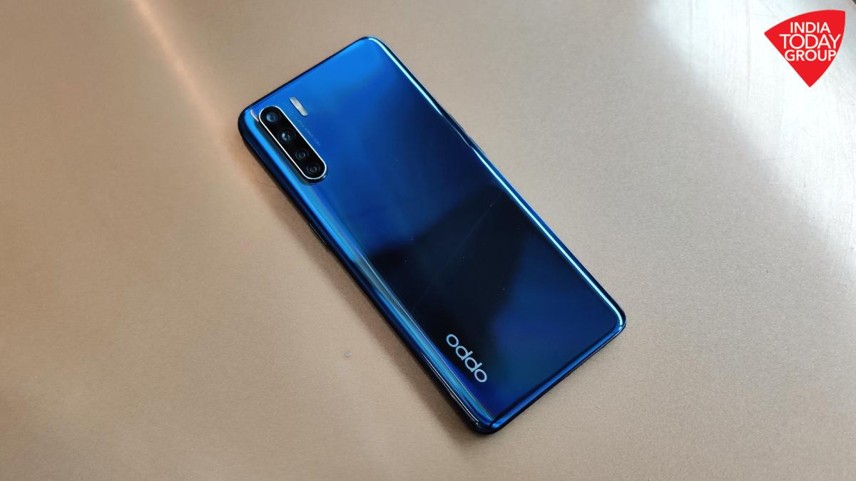 Oppo F15 Quick Review Goes All In On Style Technology News