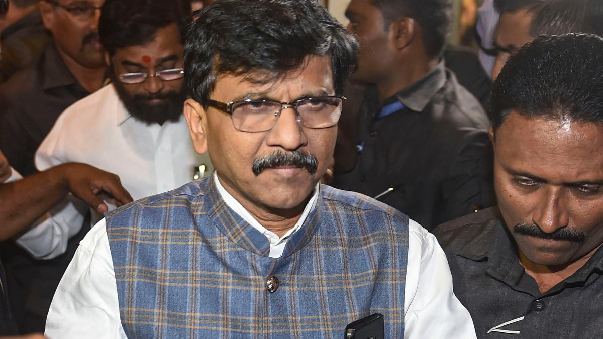 Sanjay Raut claims cops stopped him at Belgaum airport, taking him to undisclosed location