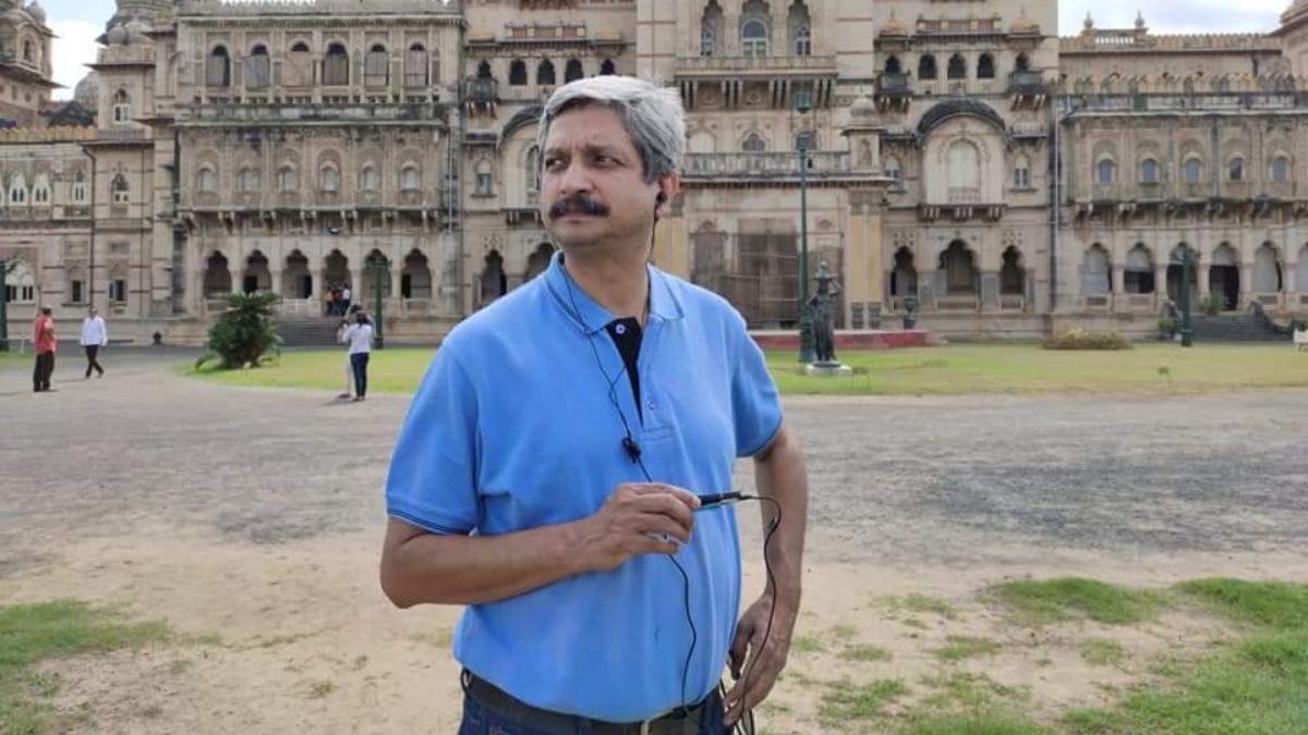 Mumbai University professor sent on leave for remarks against Rahul Gandhi