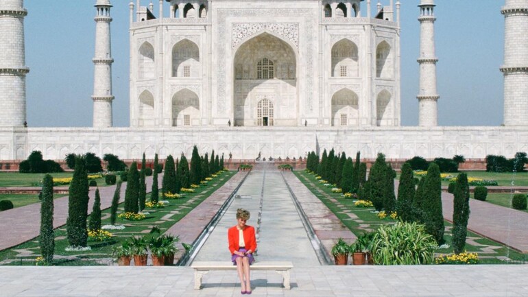 Donald Melania Trump May Get Their Pictures Taken On The Diana Seat At Taj Mahal India News