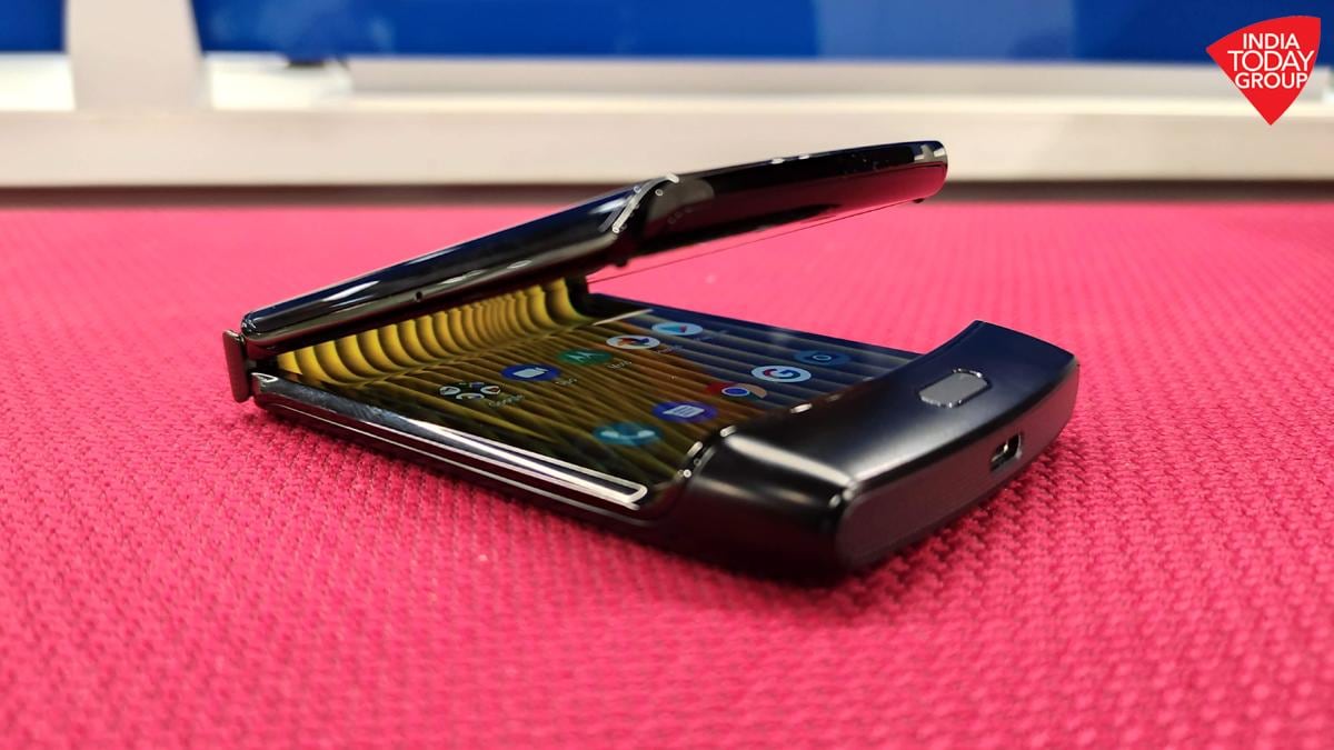 Razor Phone Touch Screen