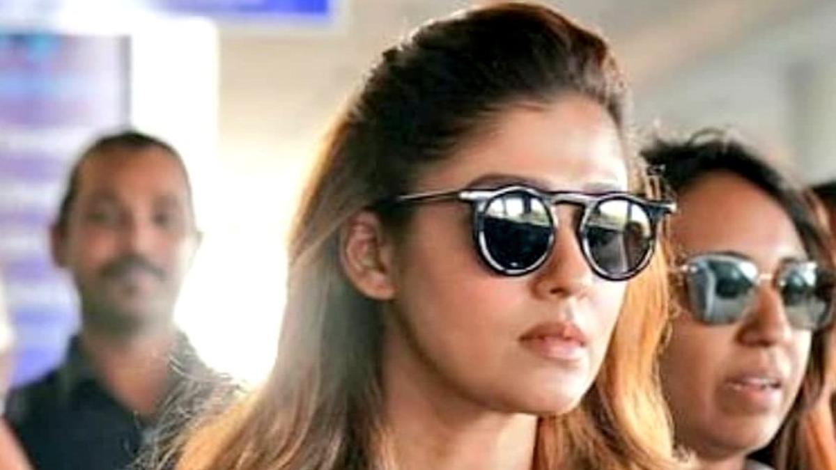 Nayanthara aces airport look as she heads to Thalaivar 168 set. See viral pics