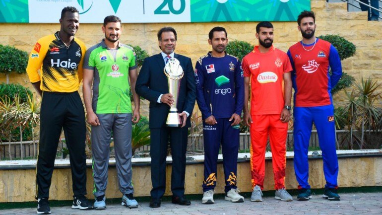 कोई PSL खिलाड़ी, कोरोनावायरस के लिए सकारात्मक परीक्षण स्टाफ का समर्थन करता है, पीसीबी पुष्टि करता है पीसीबी को कोरोनोवायरस प्रकोप के मद्देनजर पीएसएल के नॉकआउट चरण को स्थगित करने के लिए मजबूर किया गया था