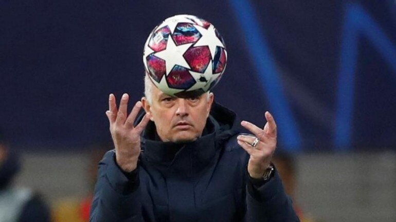 जोस Mourinho जोस मोरिन्हो लाइव वीडियो प्रशिक्षण सत्र के लिए तैयार हैं (रायटर फोटो)