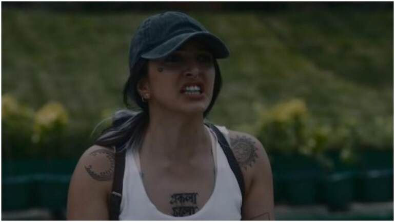 Fashion Friday: Kiara Advani's Ekla Chalo Re tattoo, septum piercing