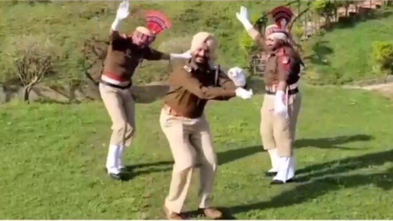 Screenshot from the video posted on Twitter by DGP Punjab Police Dinkar Gupta. Screenshot from the video posted on Twitter by DGP Punjab Police Dinkar Gupta.