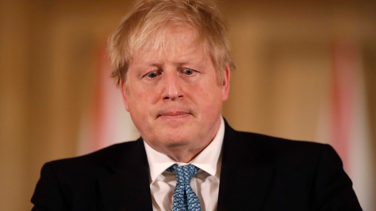 UK PM Boris Johnson to continue Covid-19 self-isolation due to fever