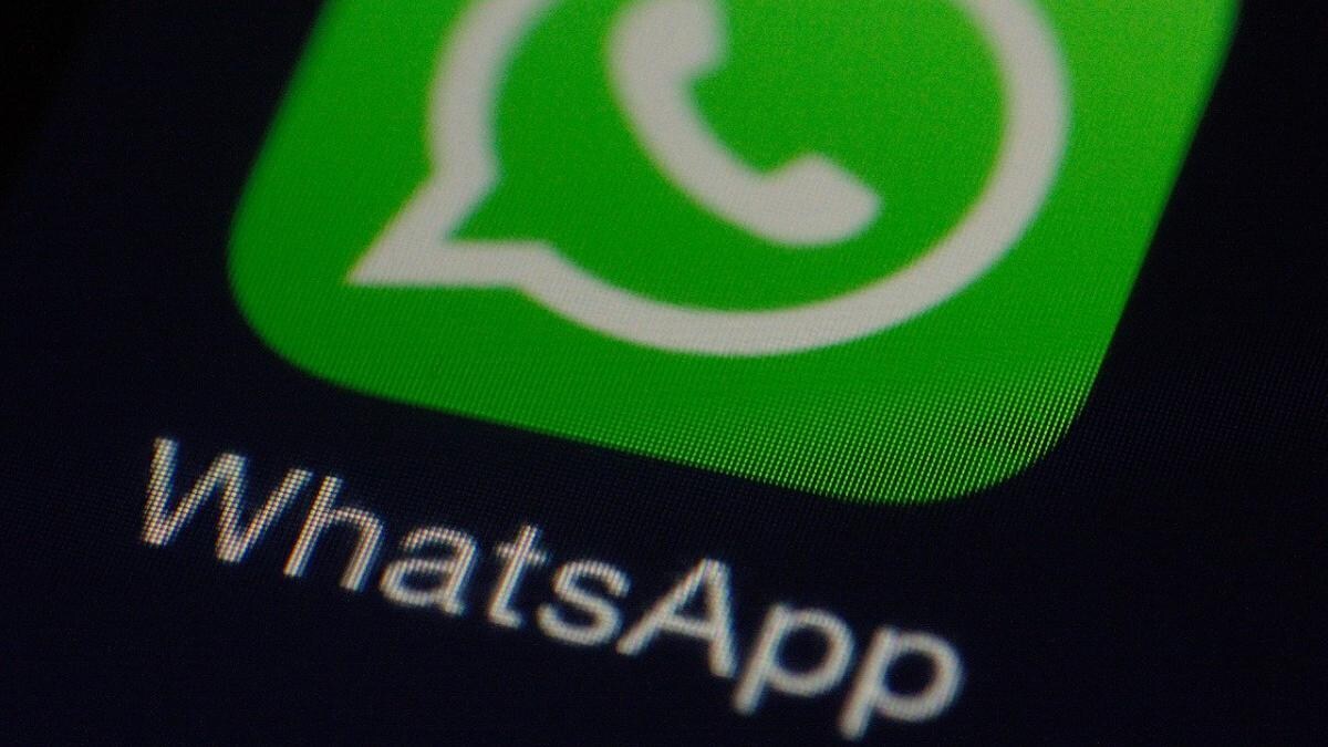 How To Unmute Someone S Whatsapp Status With Images Quehow