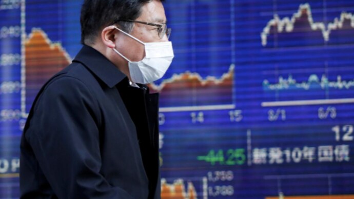 Coronavirus: Global stocks slip as vaccine rally falters, concerns return