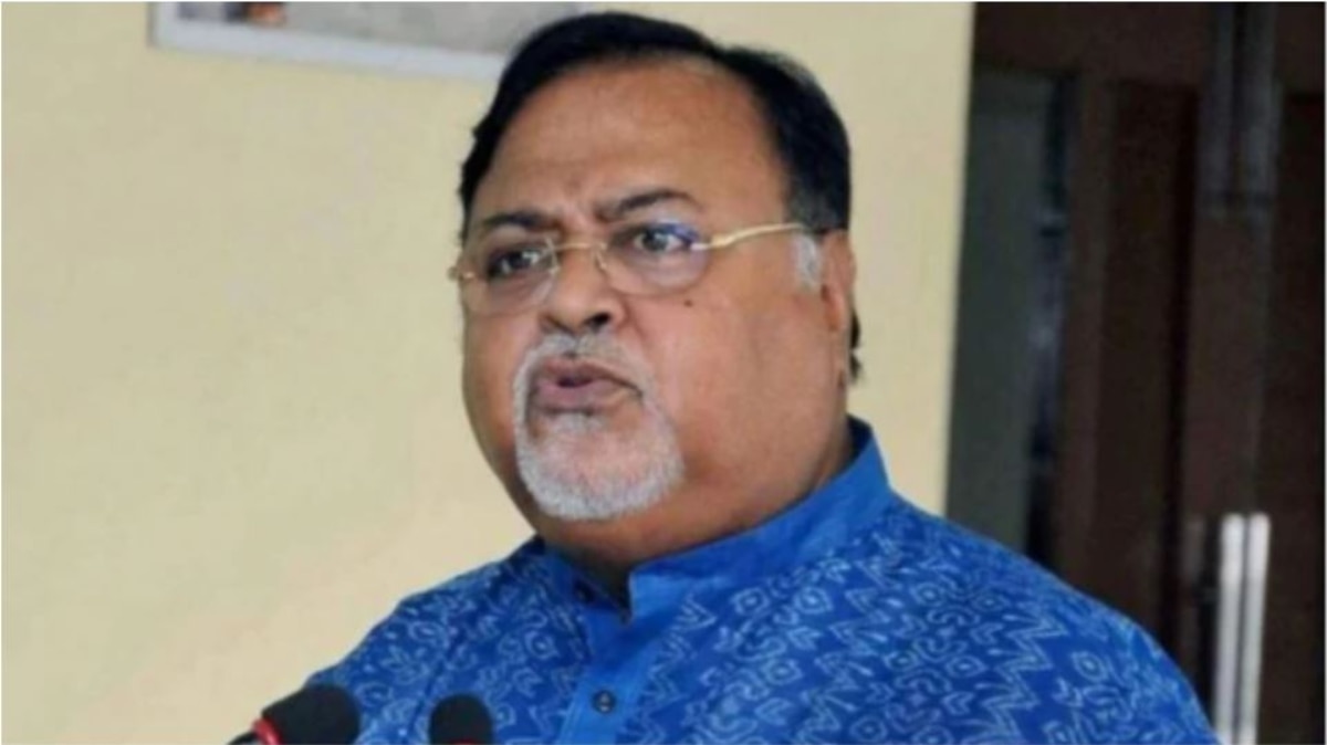 West Bengal Varsities to implement academic calendar within a month