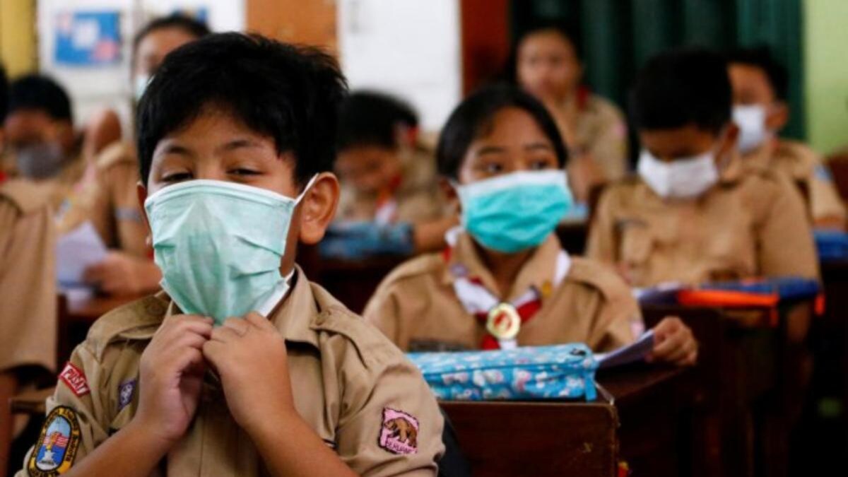 Covid 19 4 Negative Impacts And 4 Opportunities Created For Education Education Today News