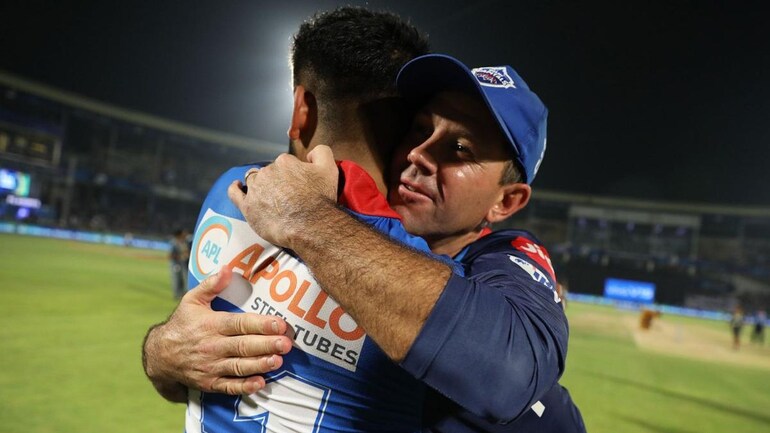 Seperate Man Of The Match Award Axar Patel Reveals Ricky Ponting S Special Dressing Room Gesture Sports News