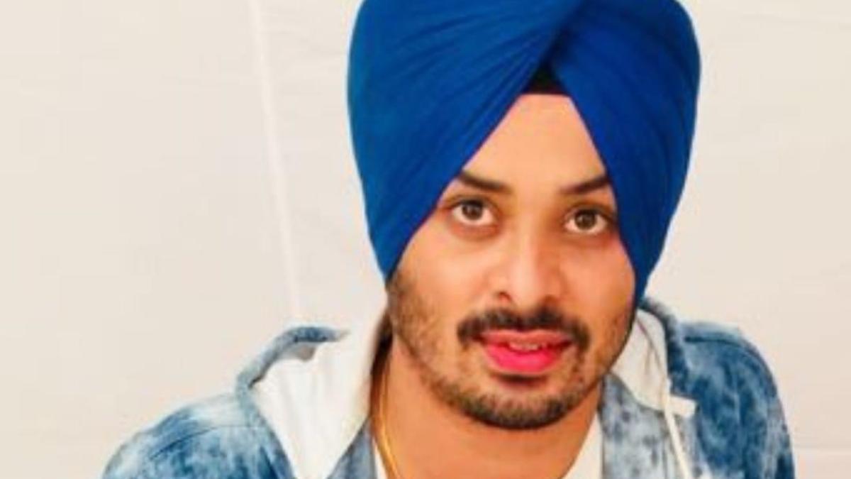 Aadat Se Majboor actor Manmeet Grewal commits suicide in Mumbai