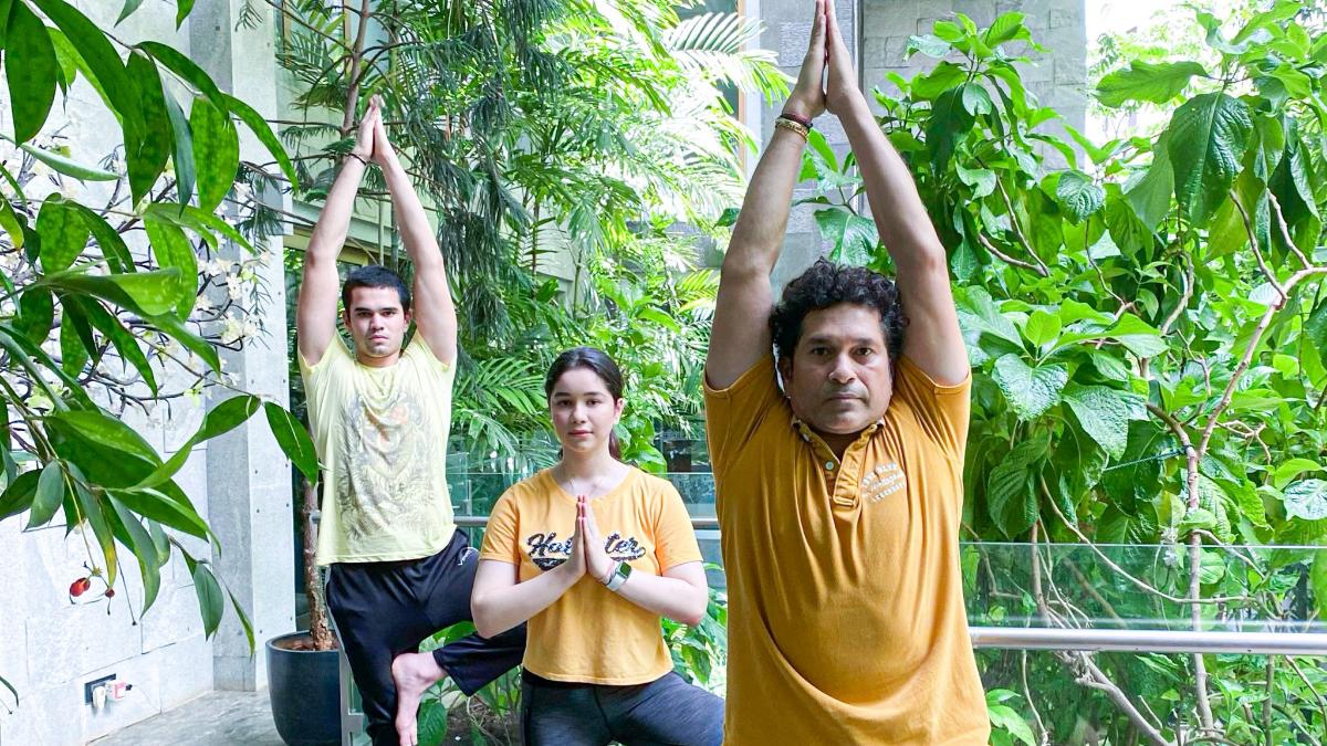 Sachin Tendulkar, Arjun and Sara celebrate Father's Day and International Yoga Day together