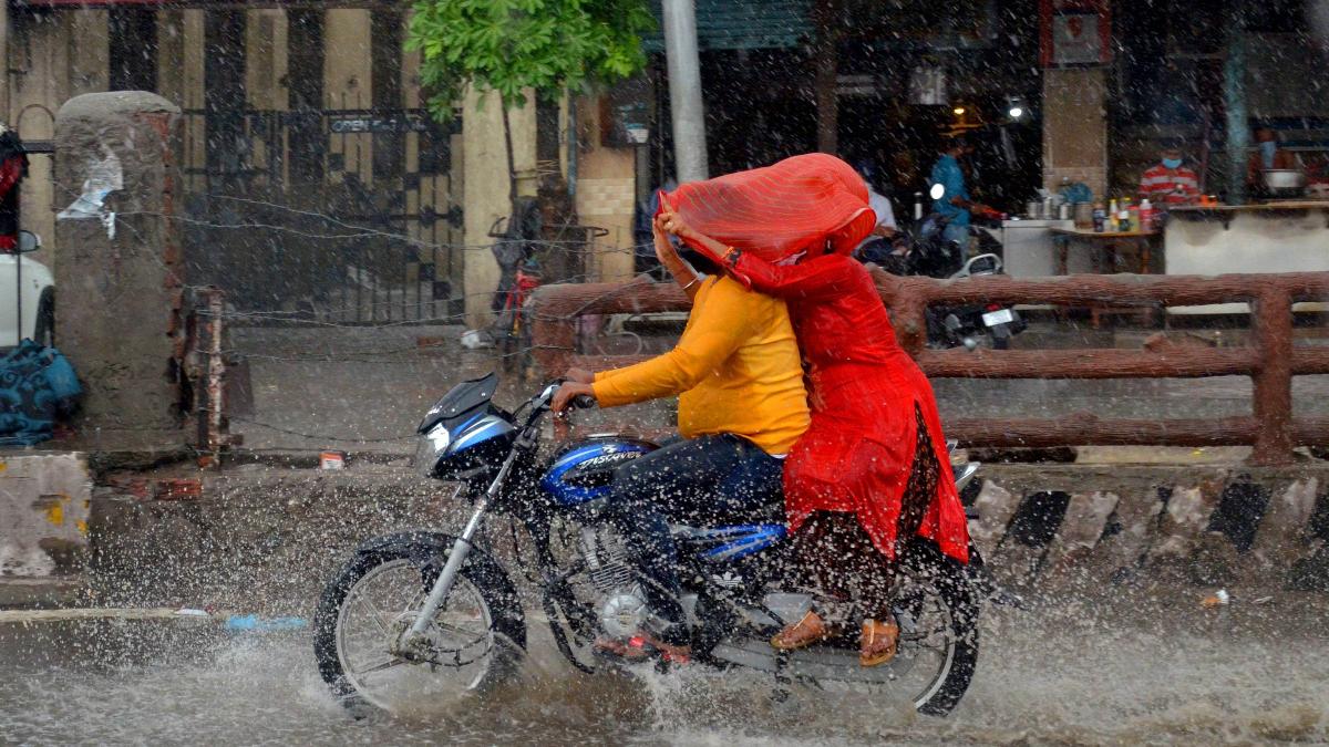 Grim weather from east to west, some districts in south too on rain