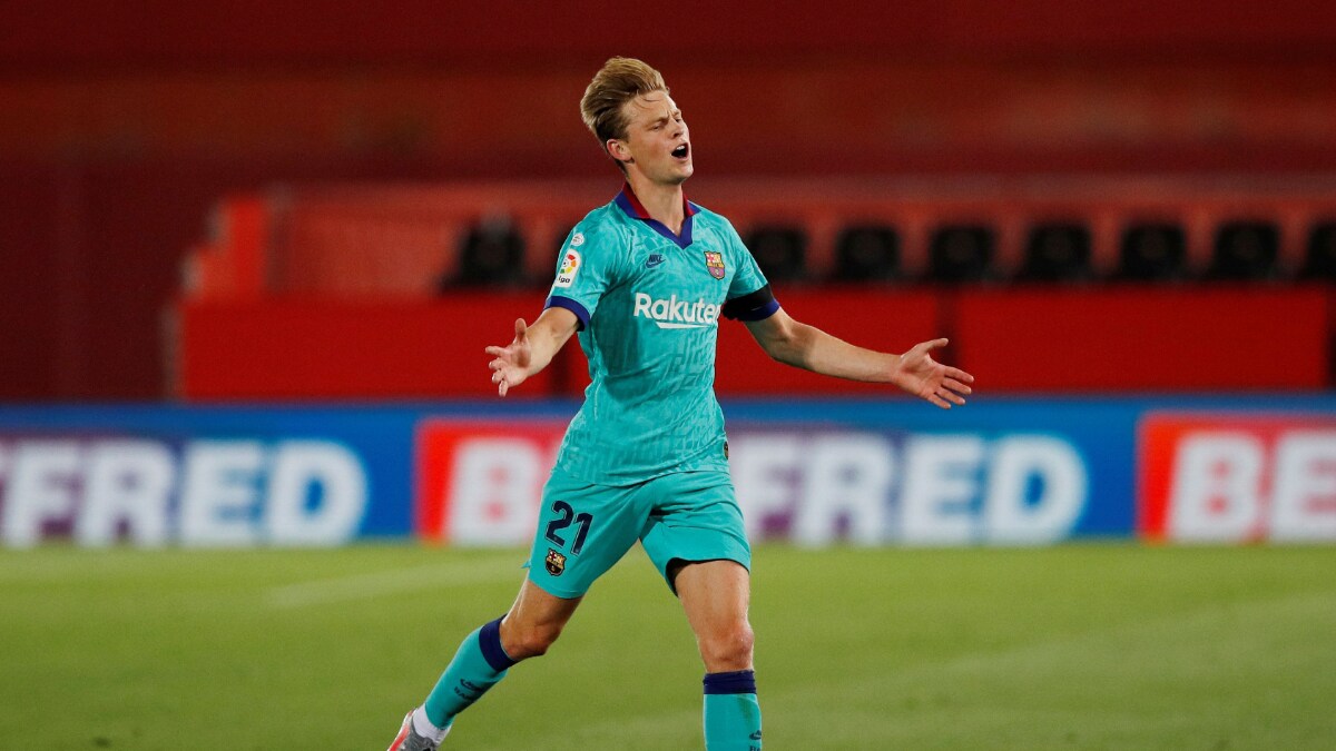 Barcelona Midfielder De Jong Out With Calf Injury Sports News