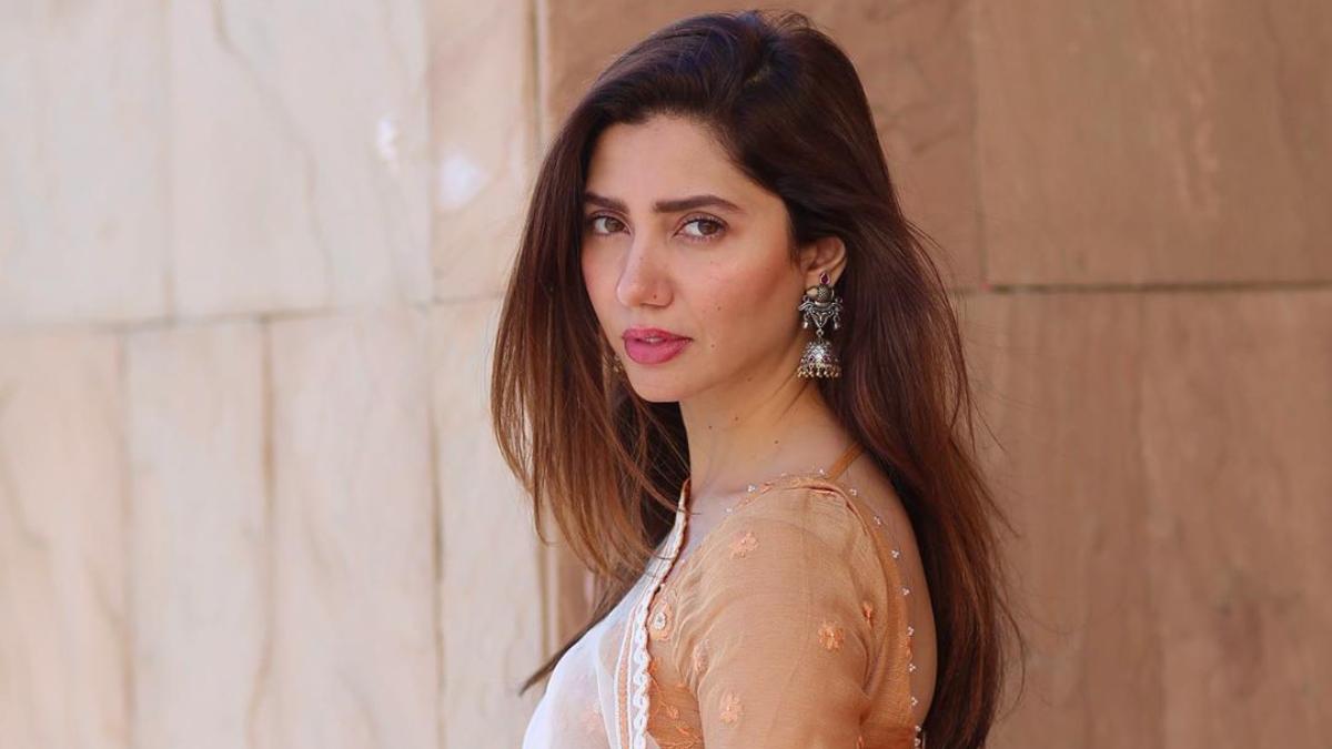 hot mahira khan pic