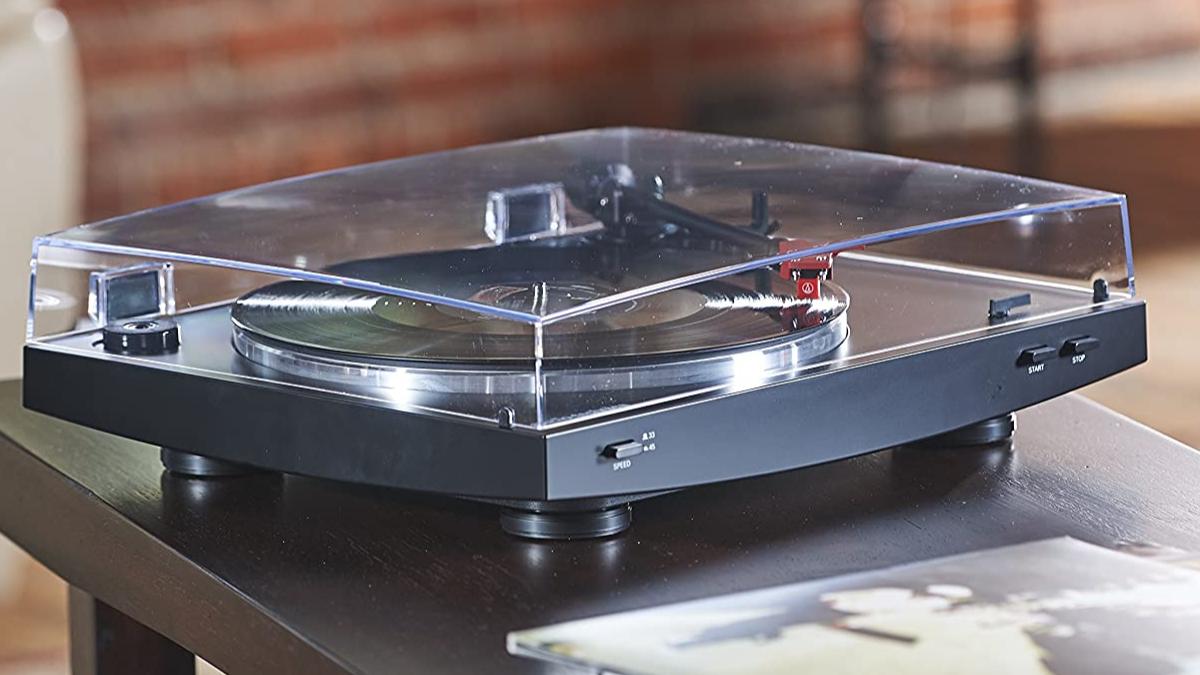 Top 5 turntables for old school audiophiles