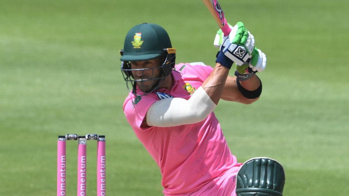 Coronavirus Faf Du Plessis Donates His Almost New Bat Pink Odi Jersey To Raise Funds For Vulnerable Kids Sports News