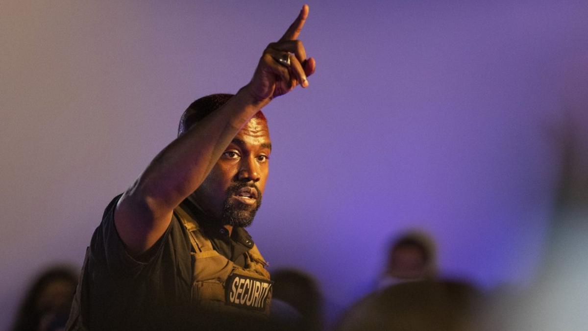 Rapper Kanye West draws crowd to first event as US presidential candidate