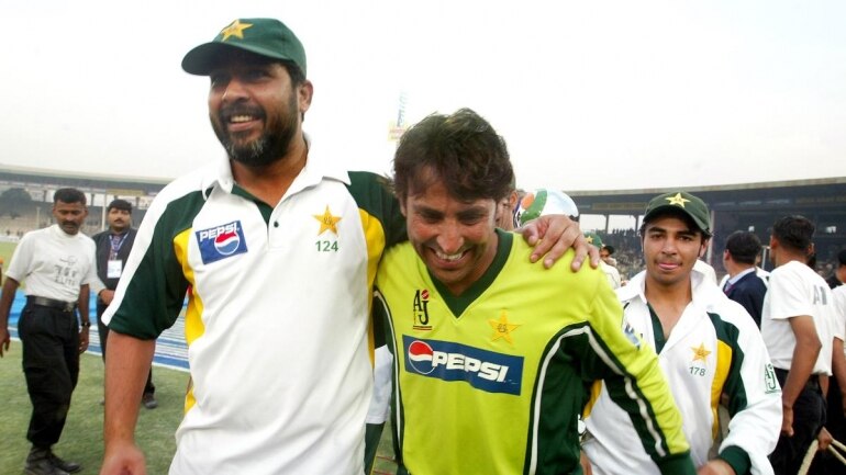 Inzamam-ul-Haq and Younis Khan (Reuters Photo)