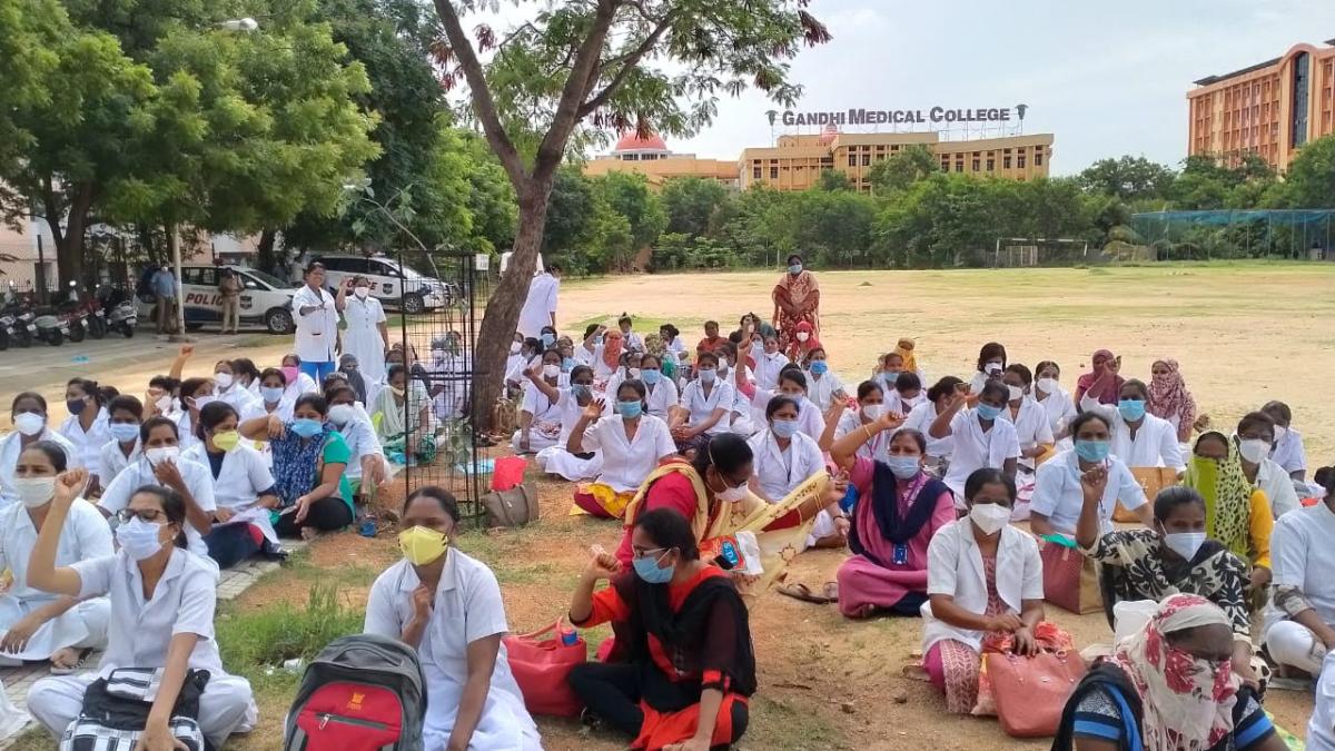 Telangana: Gandhi Hospital nurse, contractual employees protest for better salary