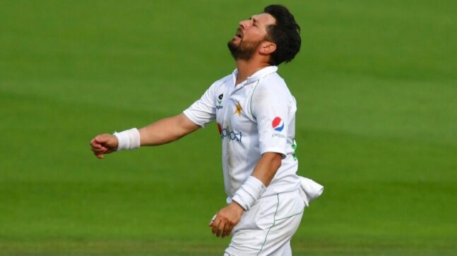 Disappointed to let England off the hook: Misbah-ul-Haq after Pakistan's 3-wicket loss