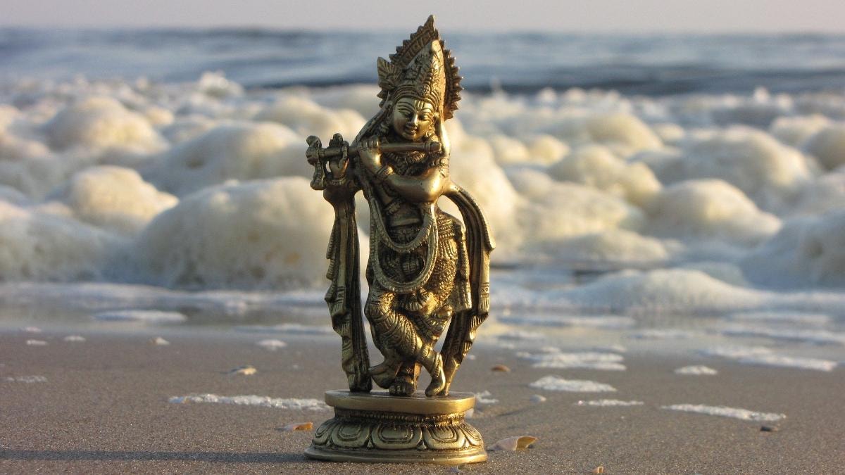 Happy Janmashtami: 7 motivational quotes by Lord Krishna - India Today