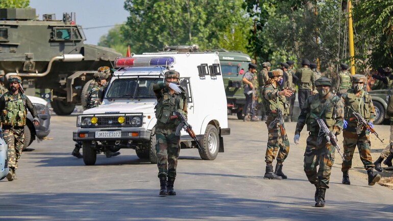 File photo of security personnel during an operation in Baramulla