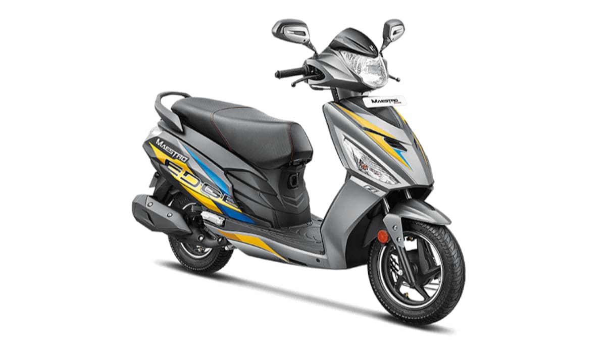 Hero maestro scooty on road price sale