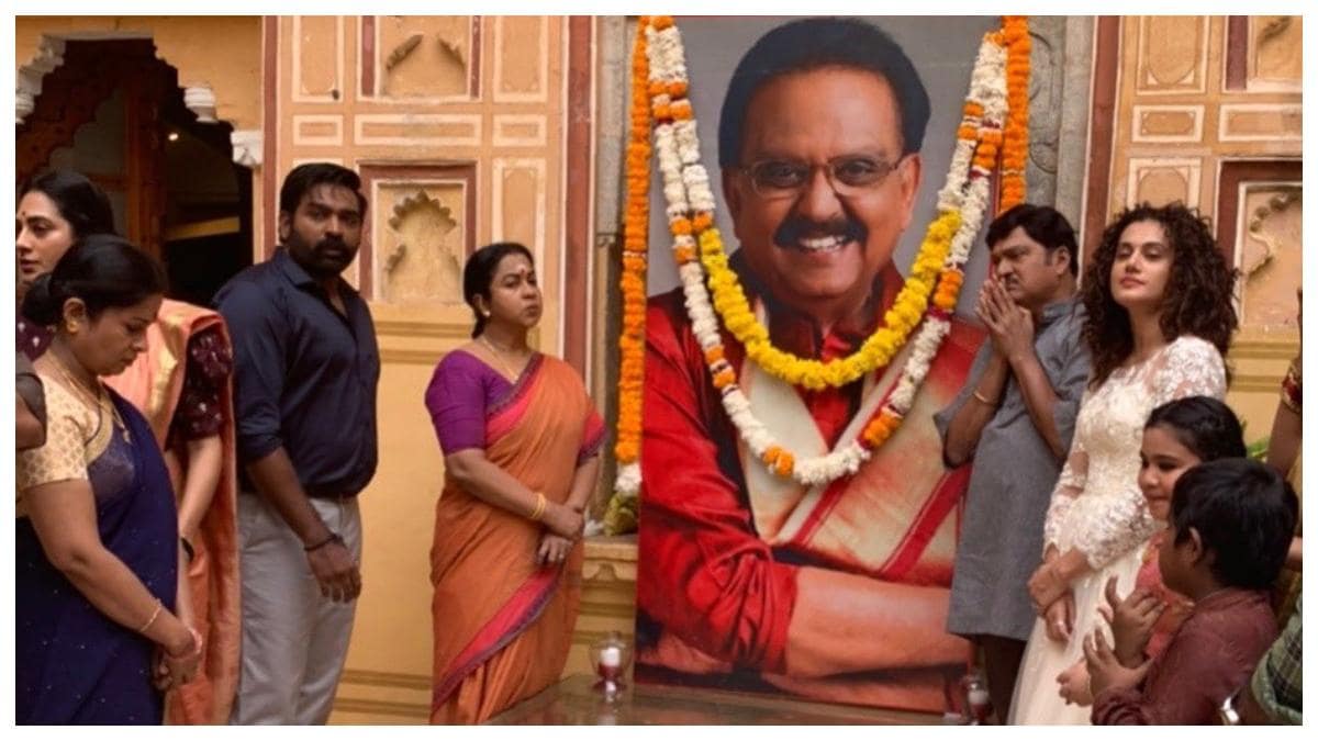 RIP SP Balasubrahmanyam: Vijay Sethupathi, Taapsee and team light ...