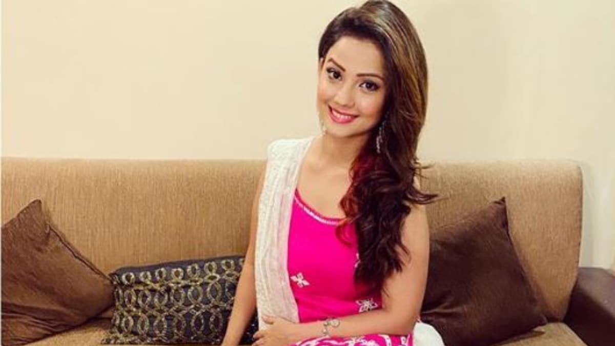 Adaa Khan denies playing the lead role in Mera Pati Sirf Mera Hai ...