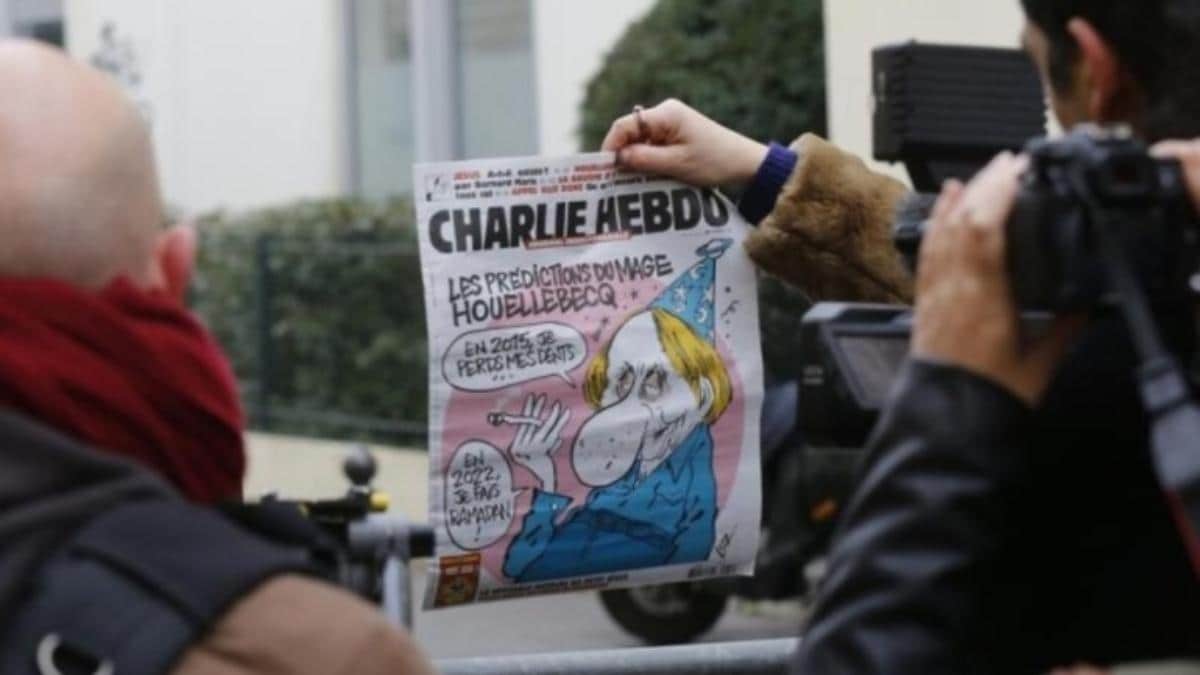 France S Charlie Hebdo Republishes Controversial Cartoons Of Prophet To Mark Start Of 2015 Terror Attack Trial World News