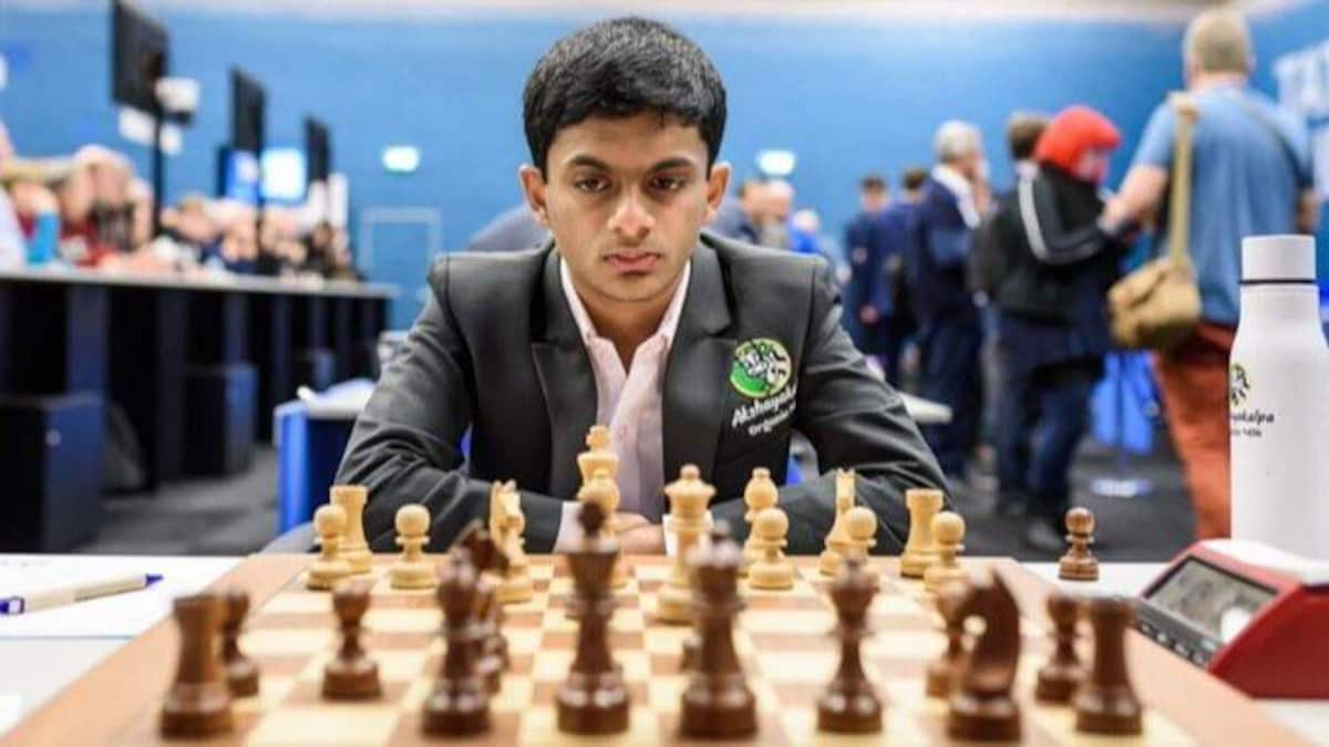 Viswanathan Anand Lauds Nihal Sarin After He Wins Junior Speed Chess Championship Sports News World U20 Chess Championship 2022