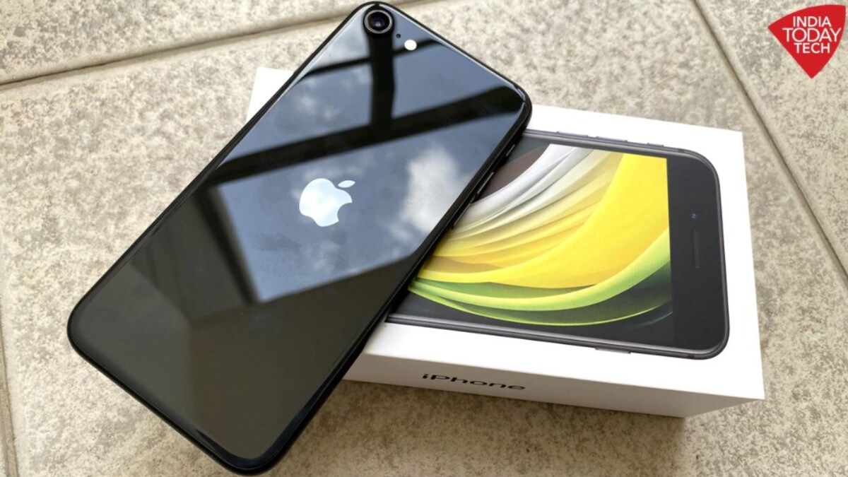 Iphone Se Gets Price Cut In India After Iphone 12 Launch Technology News Iphone Se Gets Price Cut In India After Iphone 12 Launch Technology News