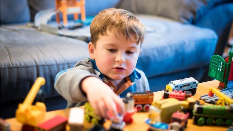 10 ways to keep your child engaged at home, free from gadgets