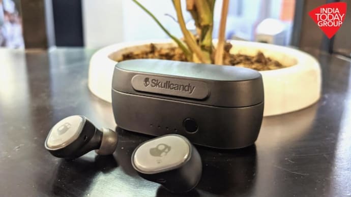 Skullcandy earbuds sale hotsell