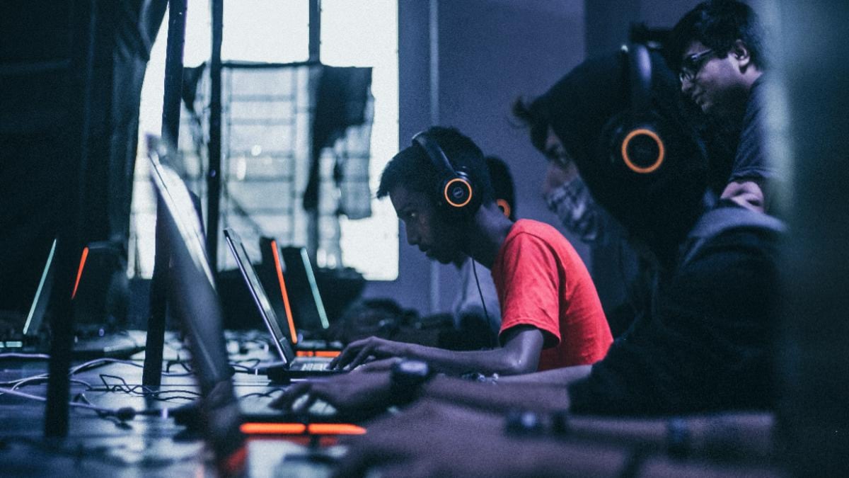 What Does A Game Tester Do? Qualifications And Salary For Every Game  Lover's Favourite Job - Education Today News