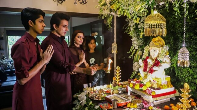No relief for Sonu Sood as Bombay HC rejects plea against BMC notice on illegal construction - Vimarsana News