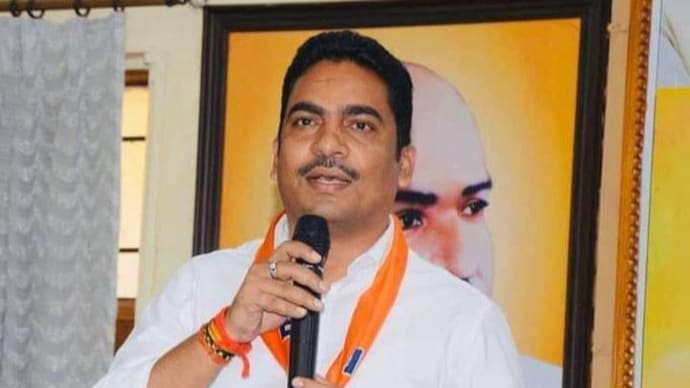ED attaches properties worth Rs 7 crore of ex-Jharkhand minister - India Today
