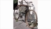 Vial image of the vintage bicycle with unique spring wheels. (Image: Twitter) Vial image of the vintage bicycle with unique spring wheels. (Image: Twitter)
