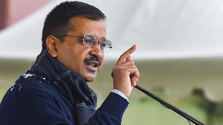 Kejriwal warns captain over